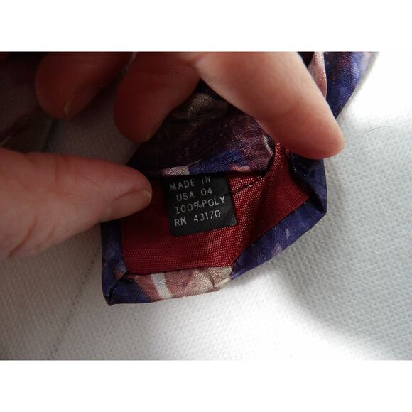 Vtg Van Heusen Classic Collection Mens Neck Tie Silk Floral Blue Pink 90s - Picture 4 of 6